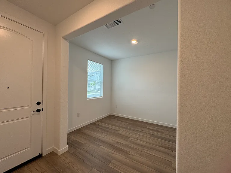 8143 Champart Cir — Photo 4