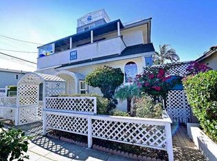 2076 Ebers St, San Diego, CA 92107