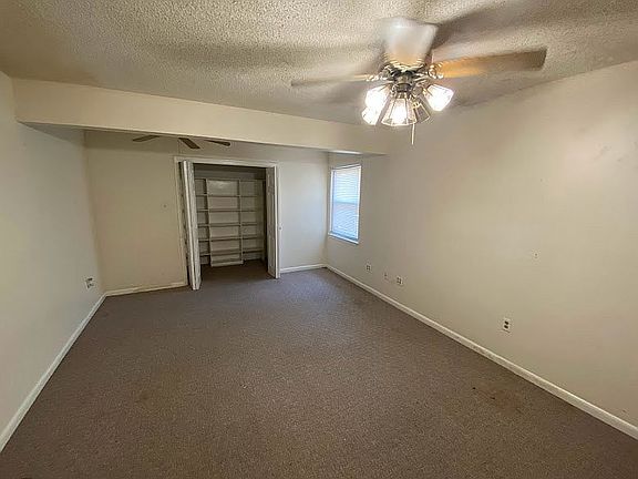 3rd image of 400 Alicia Dr