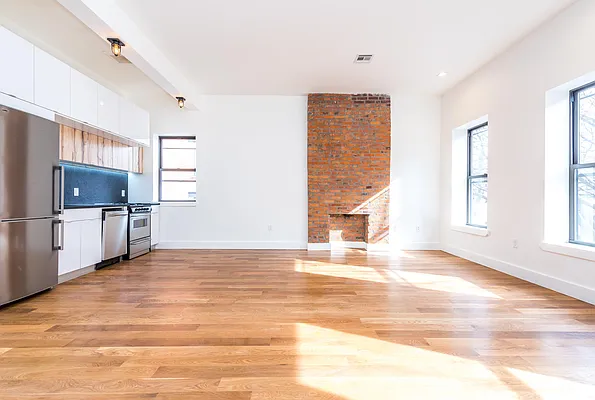 Rented by Nooklyn NYC LLC | media 18