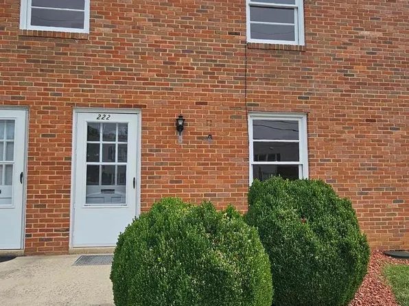 222 E Whitlock Ave, Winchester, VA 22601