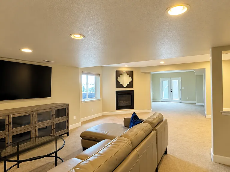 4261 Eagle Ridge Way — Photo 39