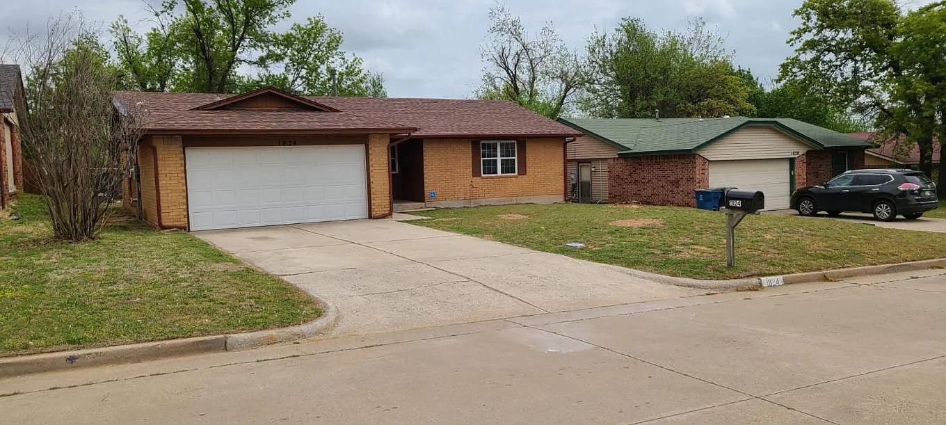 4 bed, 1317 sqft, $1,500 — Photo 1