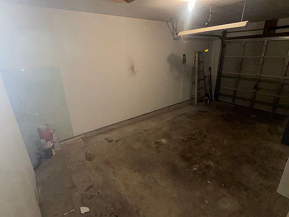 5th image of 949 Wynfield Cir