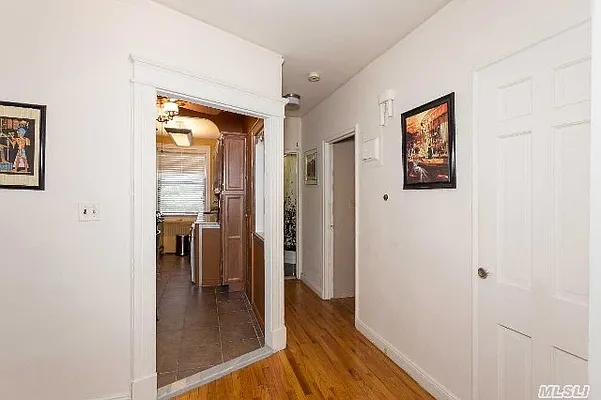 Sold by Douglas Elliman | media 17