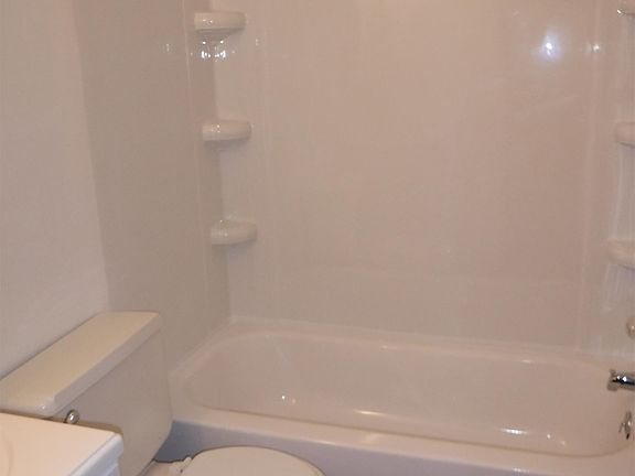 5th image of 905 E Colonial Manor Dr #11210359
