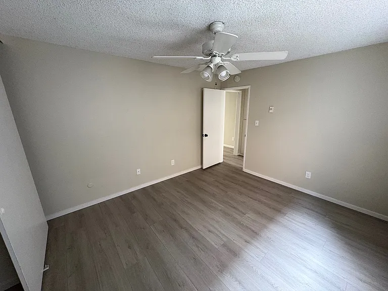 4561 Utah St #6 — Photo 6