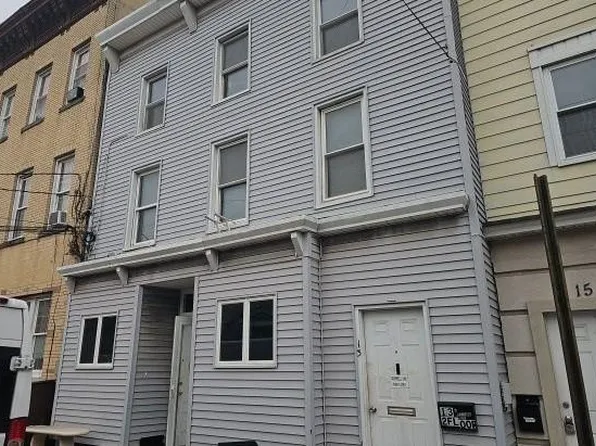 13 Cottage Street image 1 of 1