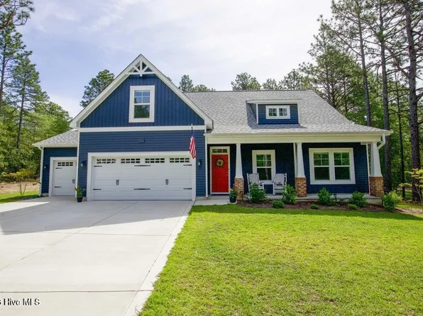 125 Lancashire Lane, Seven Lakes, NC 27376