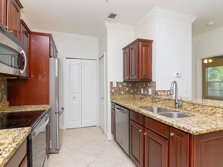 5519 Legacy Crescent Pl #204 — Photo 9
