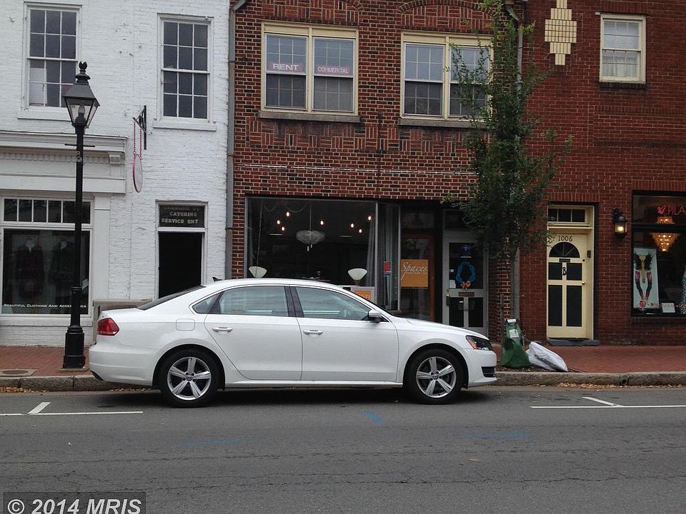 1st image of 1004B Caroline St