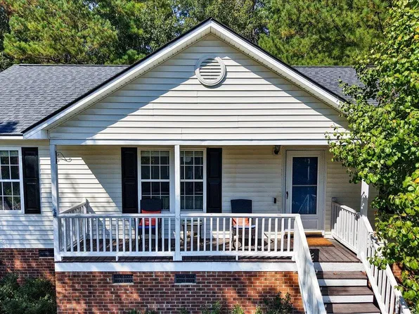 229 Cambridge Elm Dr, Clayton, NC 27520