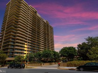 400 Madison St APT 1610, Alexandria, VA 22314