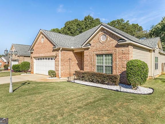5th image of 104 Rockford Ct