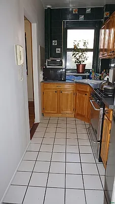 Sold by Akam Sales and Brokerage | media 18