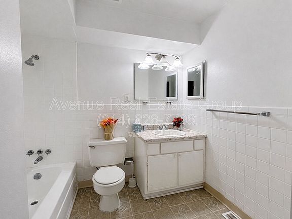 3rd image of 10065 Puttington Dr APT A