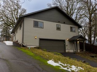 28 NE Lewis Cir, Cascade Locks, OR 97014