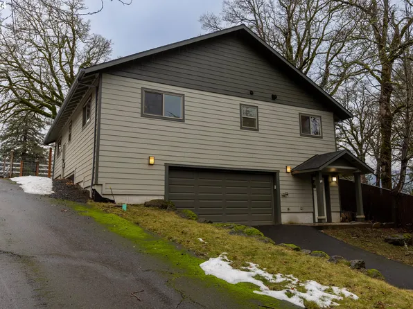 28 NE Lewis Cir, Cascade Locks, OR 97014