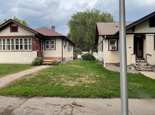 924 20th Ave SE, Minneapolis, MN 55414
