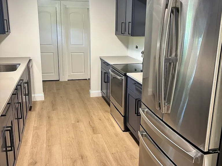 219 James Rd — Photo 4