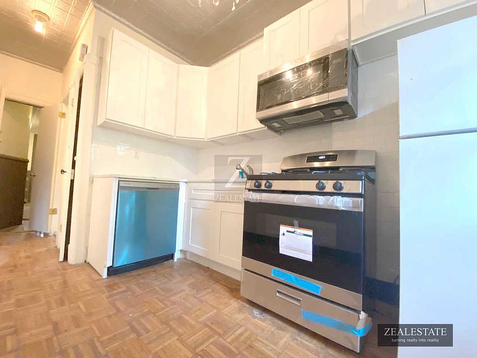 1st image of 306 5th St #2