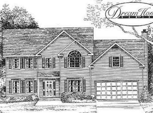 23 Robinwood Ln, Voorheesville, NY 12186