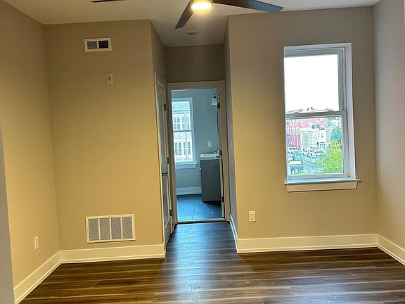 4th image of 2651 Buckius St #3-8