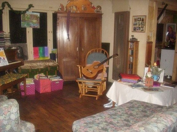 2nd image of 10241 Mount Gleason Ave