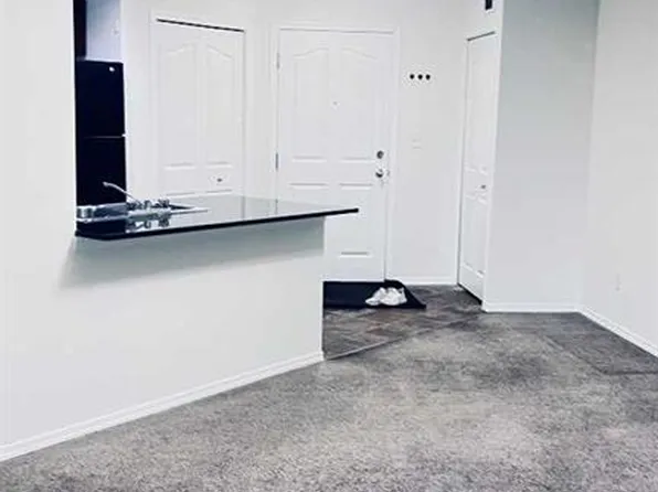 7180 N 80th Ave NE #217, Calgary, AB T3J 0N6