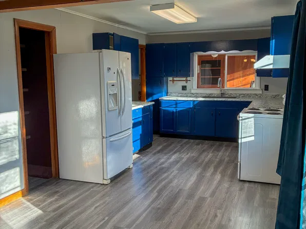 (undisclosed Address), North Clarendon, VT 05759