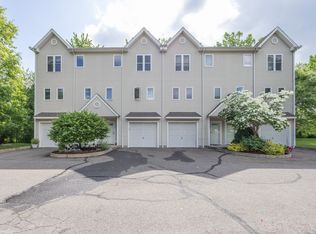 158 Paddock Ave APT 1103, Meriden, CT 06450
