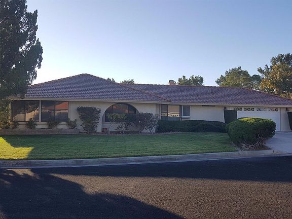 2nd image of 14962 Blue Grass Dr