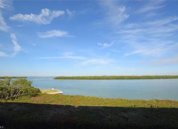 2nd image of 4223 Bay Beach Ln #2D