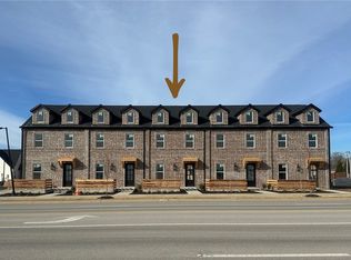 5906 S Bellview Rd, Rogers, AR 72758