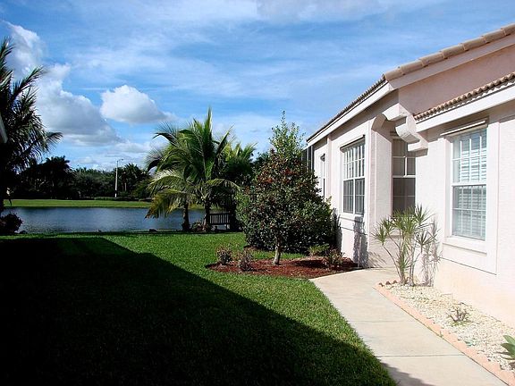 Private side entrance 