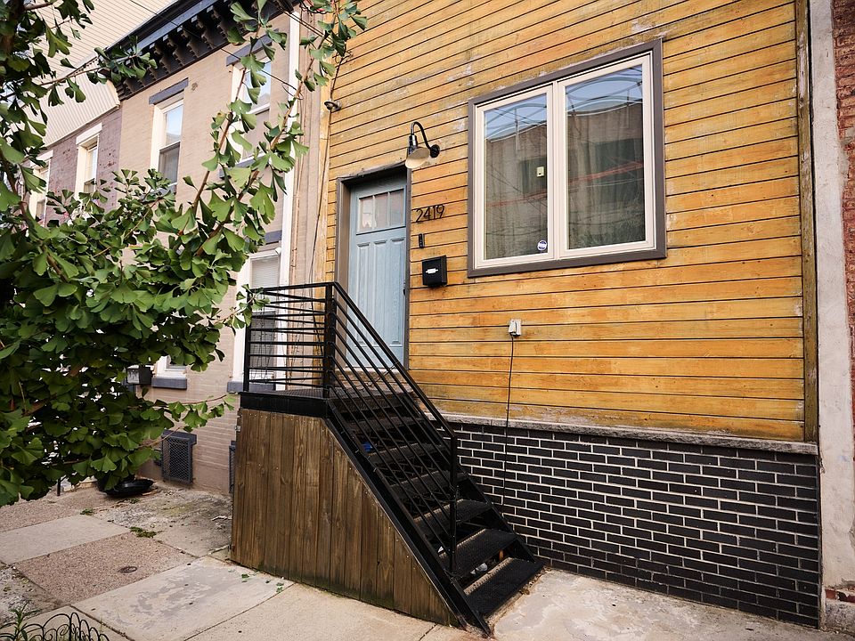 1st image of 2419 Coral St