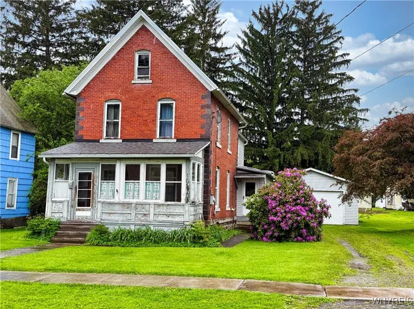 89 Lincoln Ave, Salamanca, NY 14779