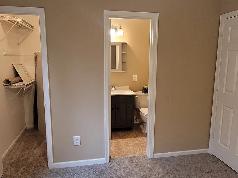 4834 Clopton Dr — Photo 9