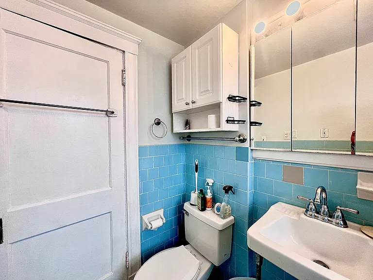 33 Oakland Rd #2 — Photo 18