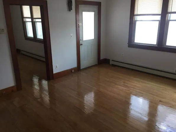 17 E Somerset St APT 1A, Raritan, NJ 08869