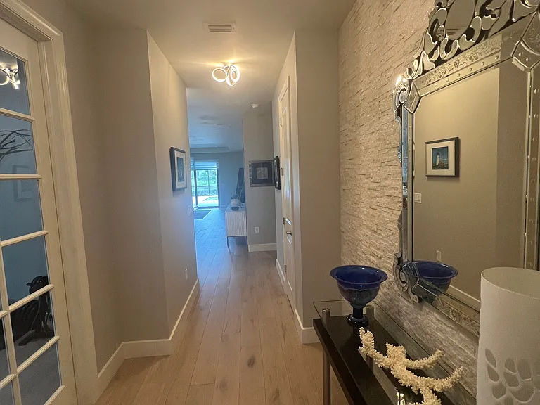 17205 Hadlow Pl — Photo 2