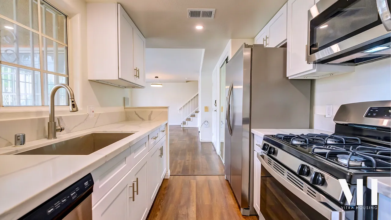 Portland Place Townhomes — Photo 1
