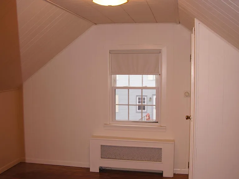 2nd floor bedroom