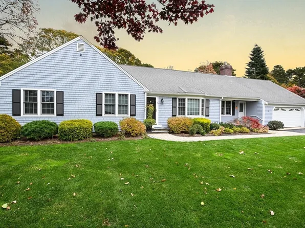 38 Greenland Cir, South Dennis, MA 02660