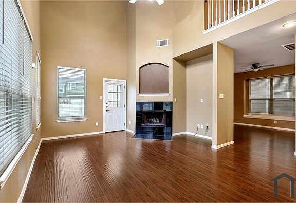 5th image of 1231 Kingston Pl