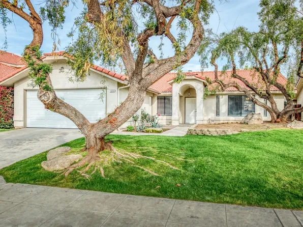 1524 E Lester Ave, Fresno, CA 93720