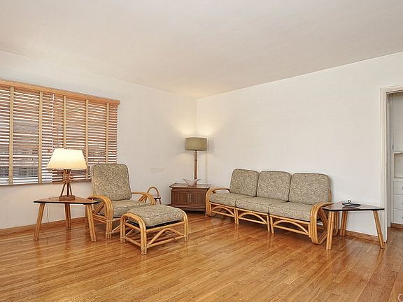 3rd image of 12729 Walsh Ave