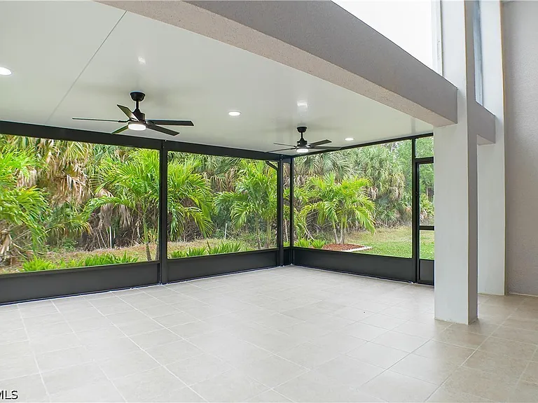 160 Lady Palm Dr — Photo 19