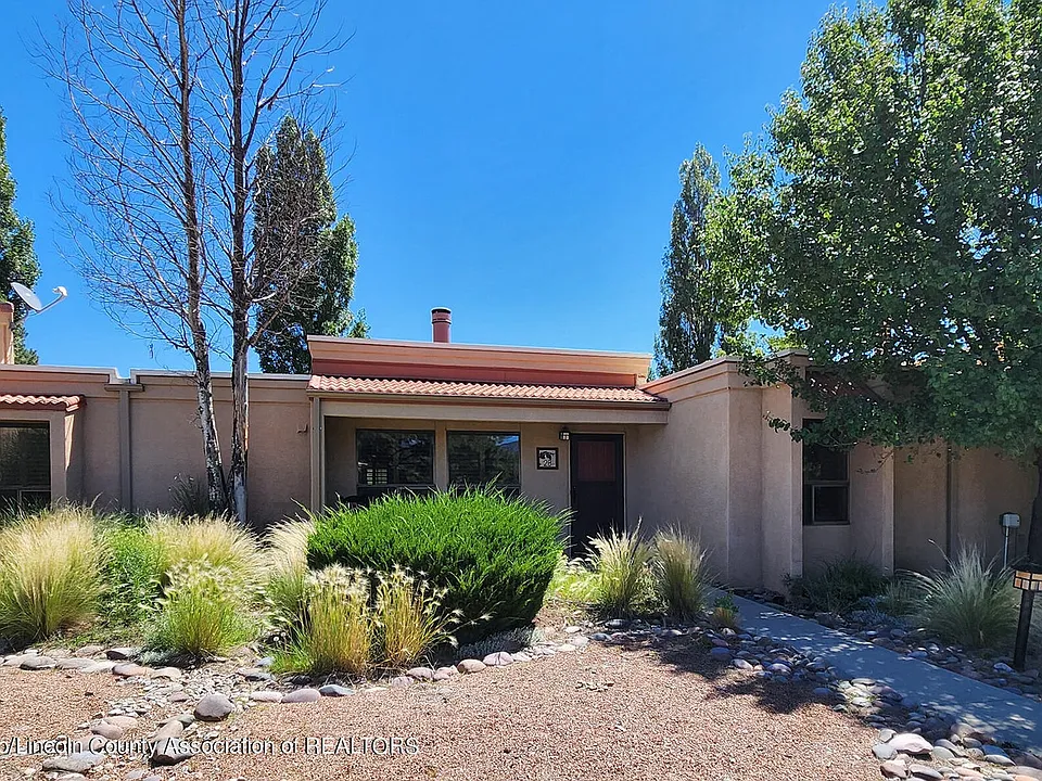 110 Bogie Ln #2B