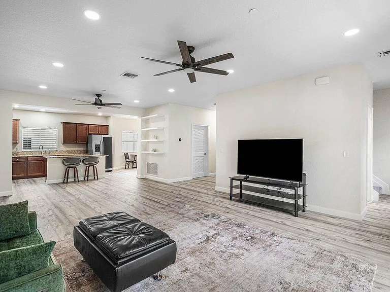 48 NW Hawthorne Pl — Photo 12